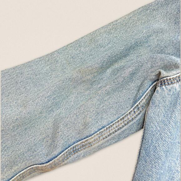 Y2K Tommy Hilfiger Women’s Denim Jacket Size Medium - Picture 6 of 8